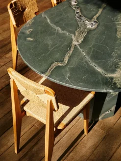 GUBI Haveborde<Epic Outdoor Dining Table, elliptical fra