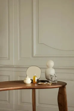 Ferm Living Skriveborde<Feve Desk fra