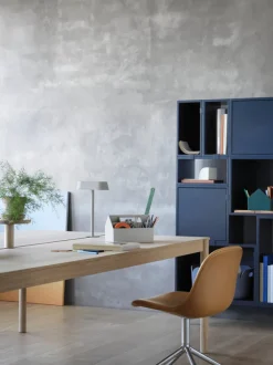 Muuto Spisebordsstole<Fiber Side Chair, læder, Swivel Base fra