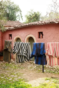 Ferm Living Tøj|Badeværelsestekstiler<Field Robe, sand/black fra