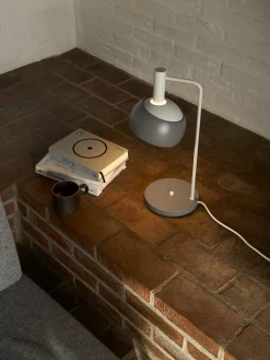 Louis Poulsen Spots<FJ Elements Table Lamp fra