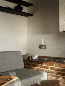 Louis Poulsen Spots<FJ Elements Table Lamp fra