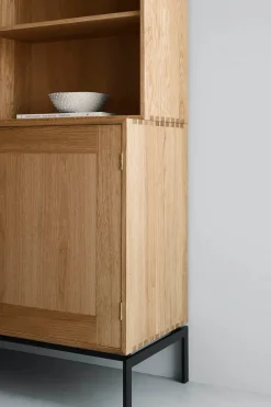 Carl Hansen & Søn Skænke<FK63 Kabinet med ben fra