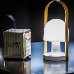 Marset Portable Lamper|Spots<Follow Me pink bordlampe fra