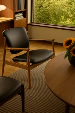 House of Finn Juhl Lænestole<France Chair, eg olie af Finn Juhl