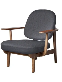 Fritz Hansen Loungestole|Lænestole<Fred Lænestol, valnødfarvet eg fra