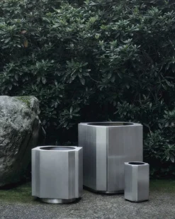 Louise Roe Vaser<Funki Pot, medium fra