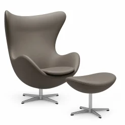 Fritz Hansen Lænestole<Ægget, Cognac Aura læder, med returdrej inkl. skammel af Arne Jacobsen