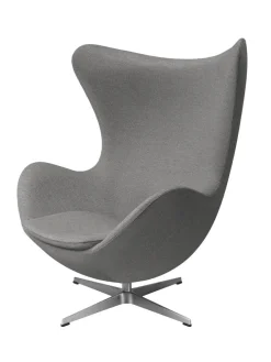 Fritz Hansen Lænestole<Ægget, sort læder/aluminium af Arne Jacobsen