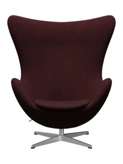 Fritz Hansen Lænestole<Ægget, sort læder/aluminium af Arne Jacobsen