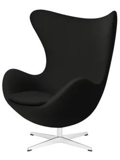 Fritz Hansen Lænestole<Ægget, sort læder/aluminium af Arne Jacobsen