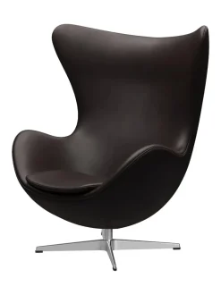 Fritz Hansen Lænestole<Ægget, sort læder/aluminium af Arne Jacobsen