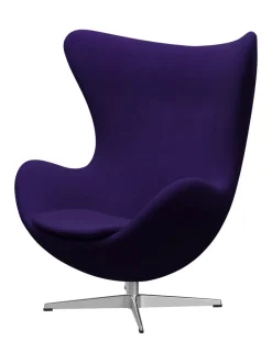 Fritz Hansen Lænestole<Ægget, sort læder/aluminium af Arne Jacobsen
