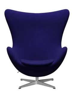 Fritz Hansen Lænestole<Ægget, sort læder/aluminium af Arne Jacobsen