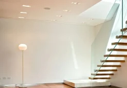 Flos Gulvlamper|Spots<Glo-Ball F, Silver Gulvlampe fra