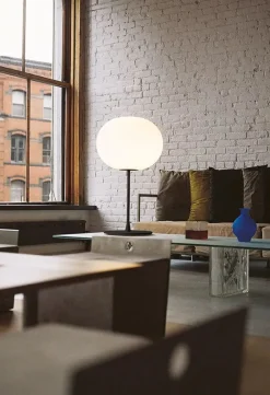 Flos Spots<Glo-Ball T1, Black bordlampe fra