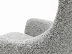 Vitra Lænestole<Grand Repos Lænestol, cream/dark brown fra