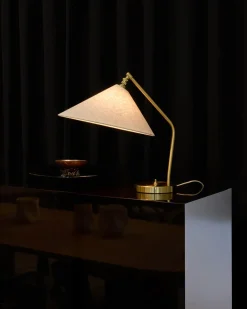 GUBI Spots<Gräshoppa bordlampe fra