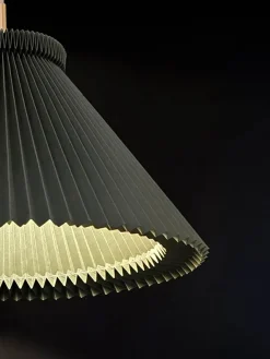 Le Klint Gulvlamper|Spots<334H Gulvlampe, moss green fra