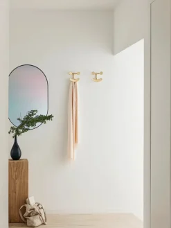 Fritz Hansen Knagerækker|Entrémøbler<Happy Hook fra