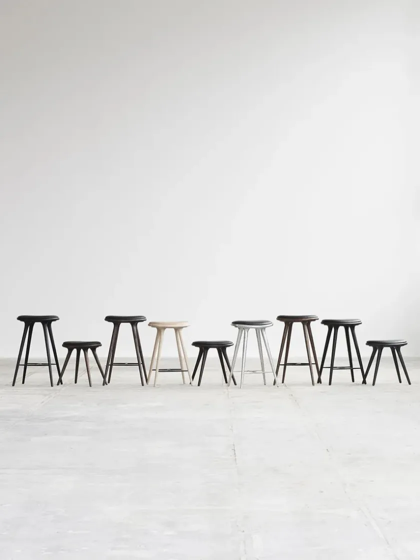 Mater Barstole<Høj barstol i sæbebehandlet eg fra