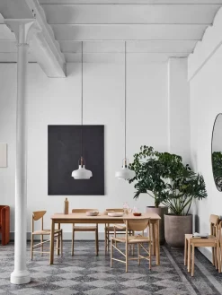 &Tradition Spisebordsstole<HM3 Drawn spisebordsstol af Hvidt & Mølgaard