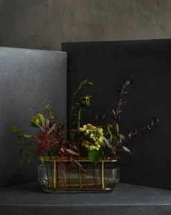 Fritz Hansen Gaver Til Hende|Vaser<Ikebana Vase Long, stål af Jaime Hayon