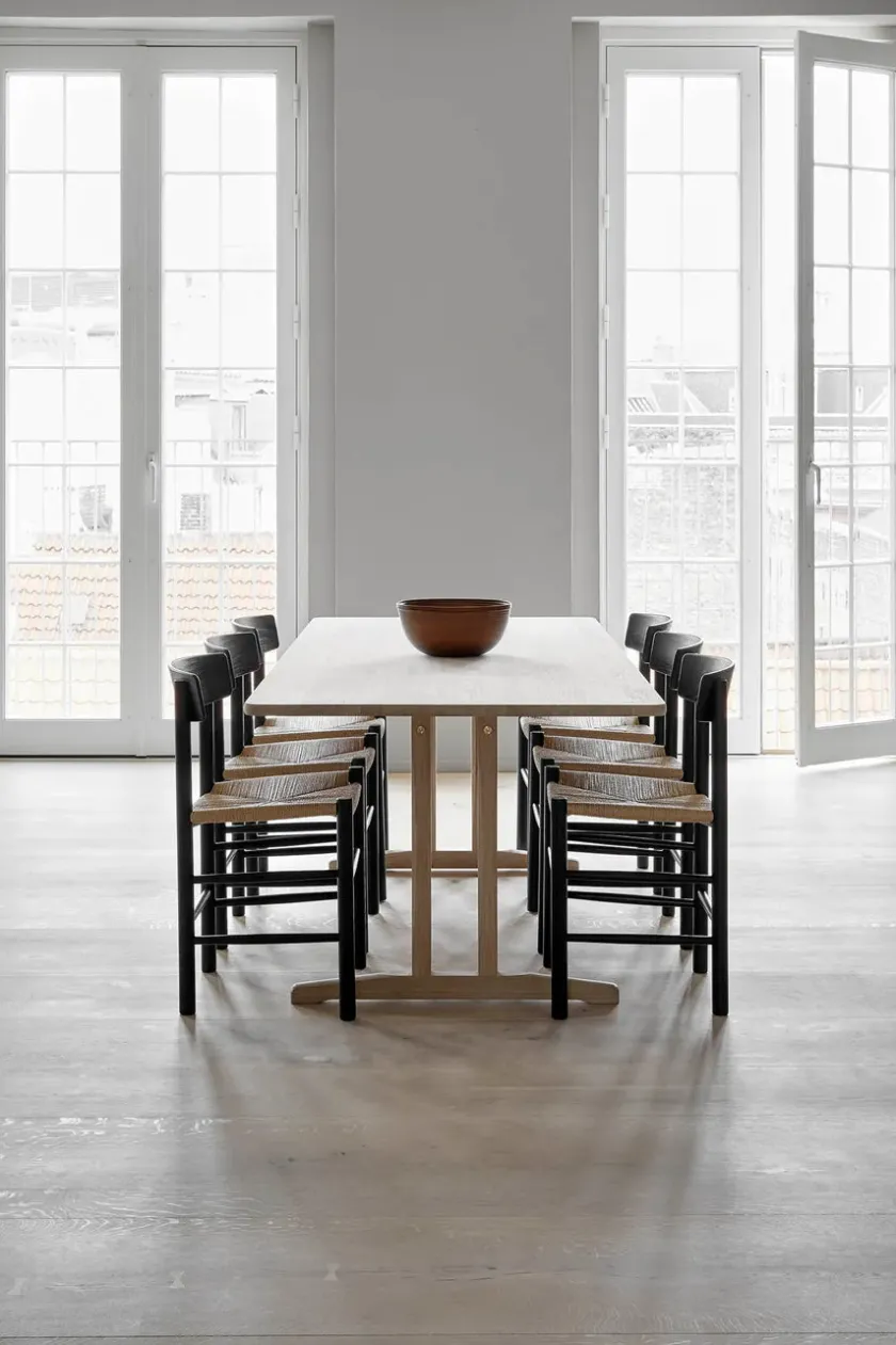 Fredericia Furniture Spisebordsstole<J39 Folkestolen af Børge Mogensen