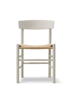 Fredericia Furniture Spisebordsstole<J39 Folkestolen, indigo blue af Børge Mogensen