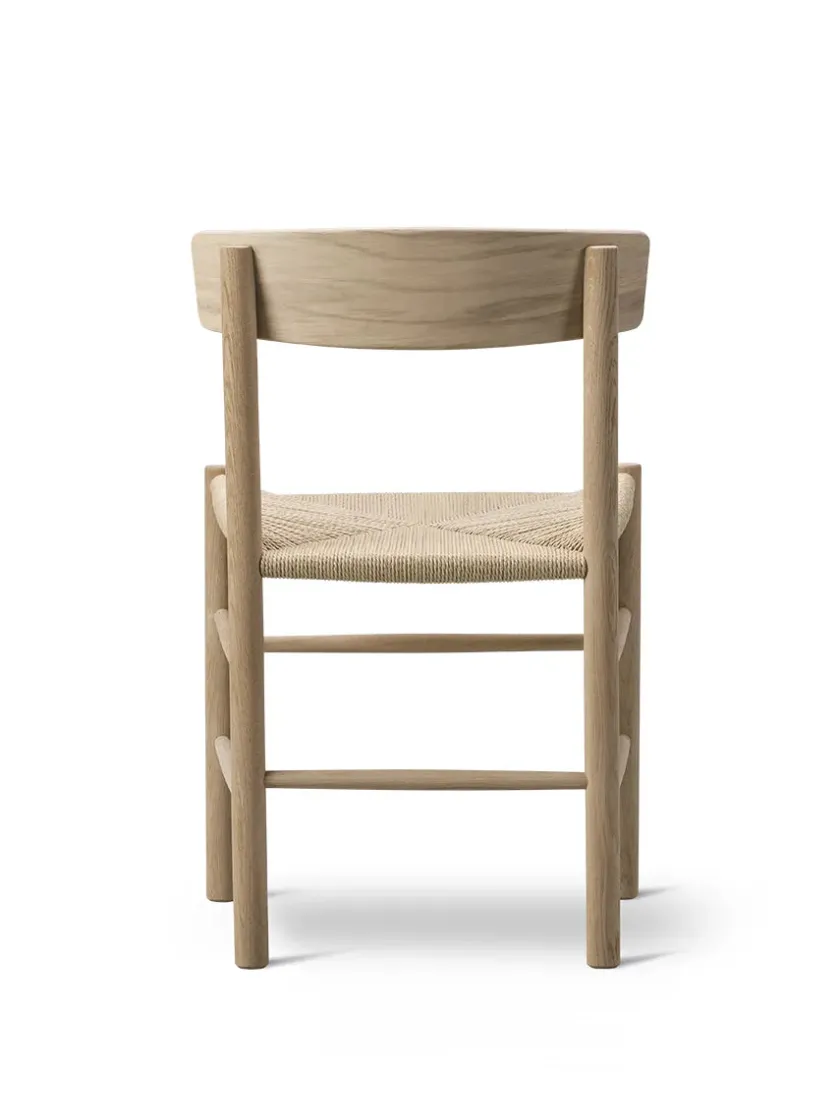 Fredericia Furniture Spisebordsstole<J39 Folkestolen, lys olieret eg af Børge Mogensen