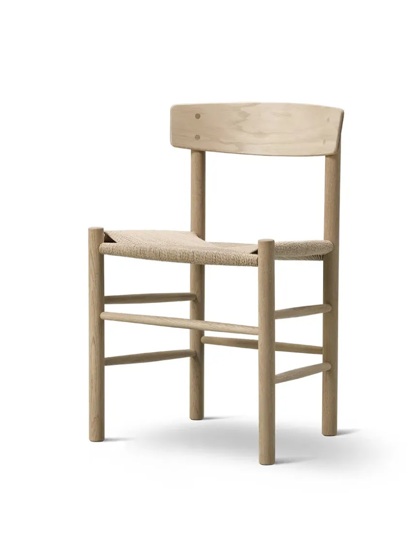 Fredericia Furniture Spisebordsstole<J39 Folkestolen, lys olieret eg af Børge Mogensen