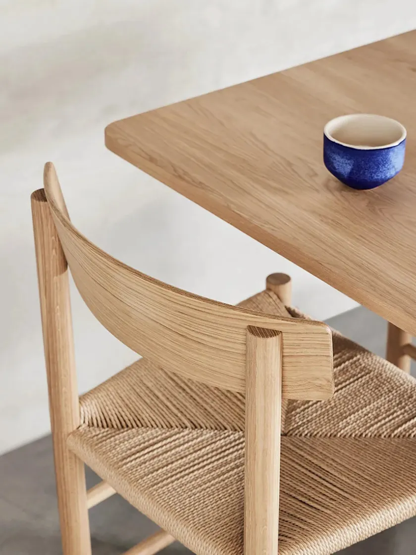 Fredericia Furniture Spisebordsstole<J39 Folkestolen, lys olieret eg af Børge Mogensen