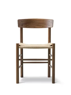 Fredericia Furniture Spisebordsstole<J39 Folkestolen, olieret valnød af Børge Mogensen