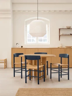 Fredericia Furniture Spisebordsstole<J39 Folkestolen, Pebble grey af Børge Mogensen