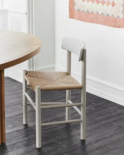 Fredericia Furniture Spisebordsstole<J39 Folkestolen, Pebble grey af Børge Mogensen