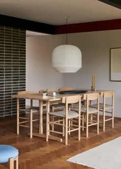 Fredericia Furniture Spisebordsstole<J39 Folkestolen Sædepolstret, Sort Læder af Børge Mogensen