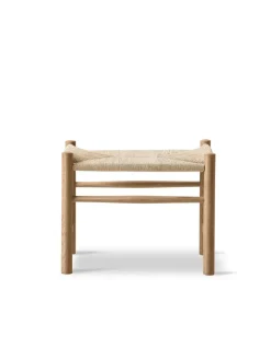 Fredericia Furniture Skamler<J16 Skammel af Hans J. Wegner