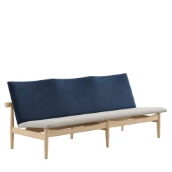 House of Finn Juhl Sofaer<Japan 3 pers. sofa, eg klar olie af Finn Juhl