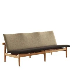 House of Finn Juhl Sofaer<Japan 3 pers. sofa, eg klar olie af Finn Juhl