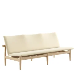 House of Finn Juhl Sofaer<Japan 3 pers. sofa, eg olie af Finn Juhl