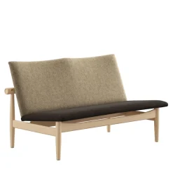 House of Finn Juhl Sofaer<Japan 2 pers. sofa, eg olie af Finn Juhl