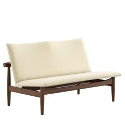 House of Finn Juhl Sofaer<Japan 2 pers. sofa, valnød af Finn Juhl