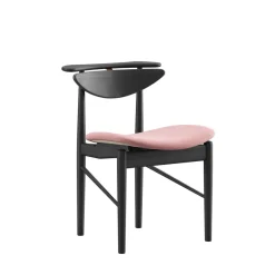 House of Finn Juhl Spisebordsstole<Karmstolen, eg olie af Finn Juhl