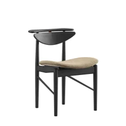 House of Finn Juhl Spisebordsstole<Karmstolen, eg olie/valnød af Finn Juhl