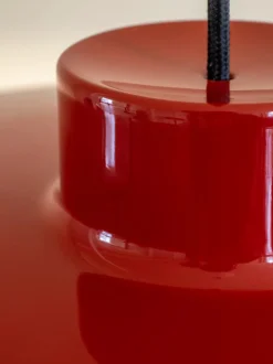 Nine Pendler|Spots<Lacquer pendant small, red fra