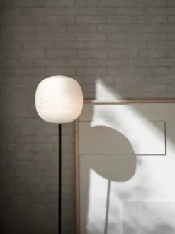 New Works Gulvlamper|Spots<Lantern gulvlampe fra