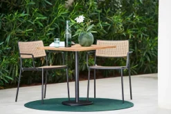 Cane-line Havestole<Less Armstol fra