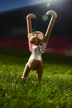 Kay Bojesen Gaver Til Ham|Figurer<Lille Abe x DBU 86 Away af