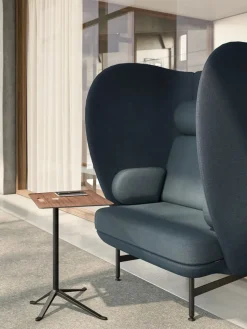 Fritz Hansen Sideborde Og Små Borde<Little Friend Bord, firkantet af Kasper Salto