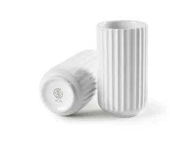 Lyngby Porcelæn Vaser<Lyngbyvasen i lilla, H20,5 cm fra